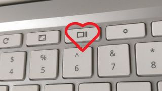 Chromebook でスクリーンショットを撮る方法