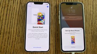 クイックスタートを使用するには、古いiPhoneを新しいiPhoneの隣に持ってきます