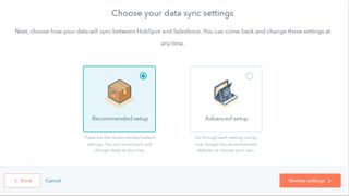 Hubspot と Salesforce の統合データ同期設定。