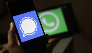 WhatsApp から Signal に切り替える方法