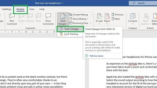Word で変更を追跡する方法: 変更の追跡をオンまたはオフにする 手順 1: [レビュー] タブを開き、[変更の追跡]、[変更の追跡] の順にクリックします。