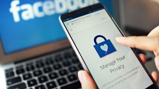 Facebookのプライバシー設定
