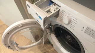 清潔な洗濯機