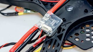 独自のドローンを構築する方法