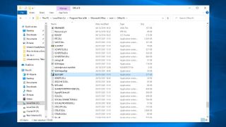 Word 文書に署名する方法 ステップ 2: SELFCERT.exe を開く