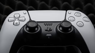 PS5 DualSense コントローラーのマイクの拡大図