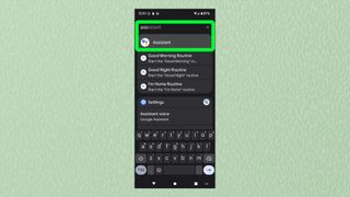 アシスタントが入力されているアプリドロワーを示す Android のスクリーンショット