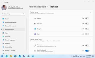 Windows 11 を Windows 7 のスクリーンショットのように見せる方法