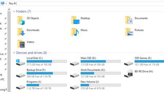 Windows 10 でネットワーク ドライブをマッピングする方法: Windows エクスプローラー